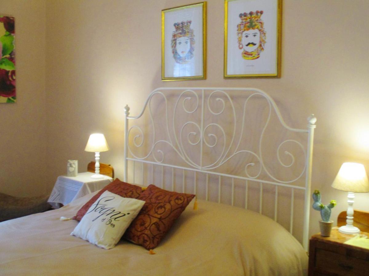Bed and Breakfast Diletta Oasi Катания Экстерьер фото