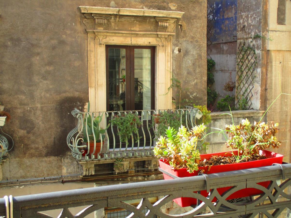 Bed and Breakfast Diletta Oasi Катания Экстерьер фото